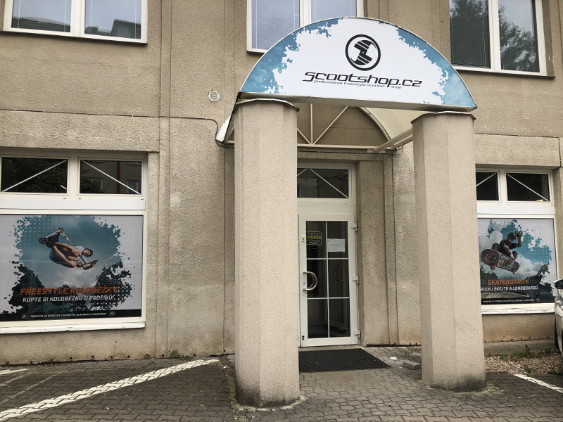 Scootshop store Hradec Králové